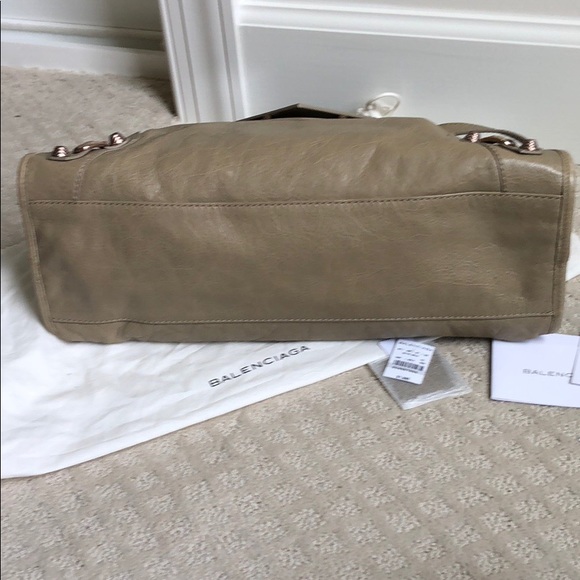 Balenciaga city latte with rose gold hardware - Picture 3 of 11